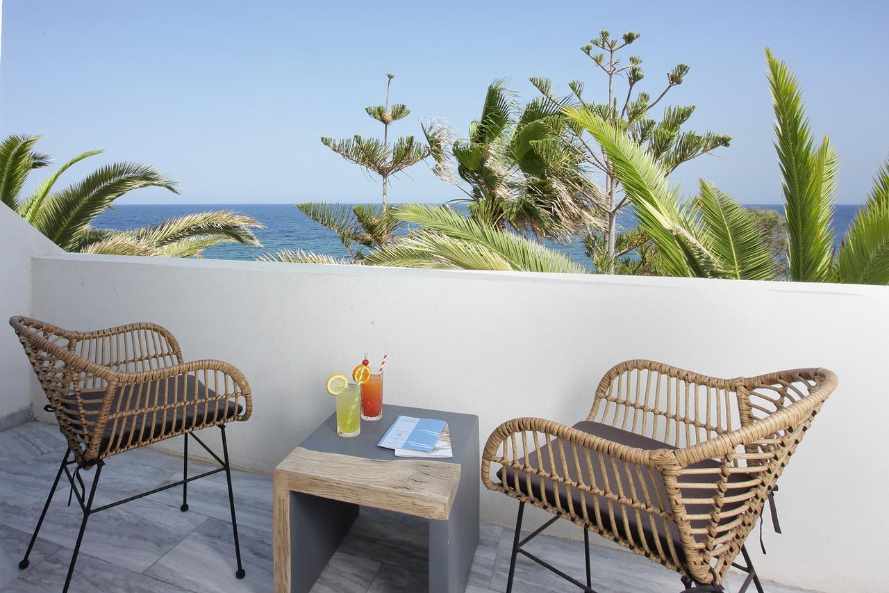 Sigalas Beach Hotel Kamári Zewnętrze zdjęcie