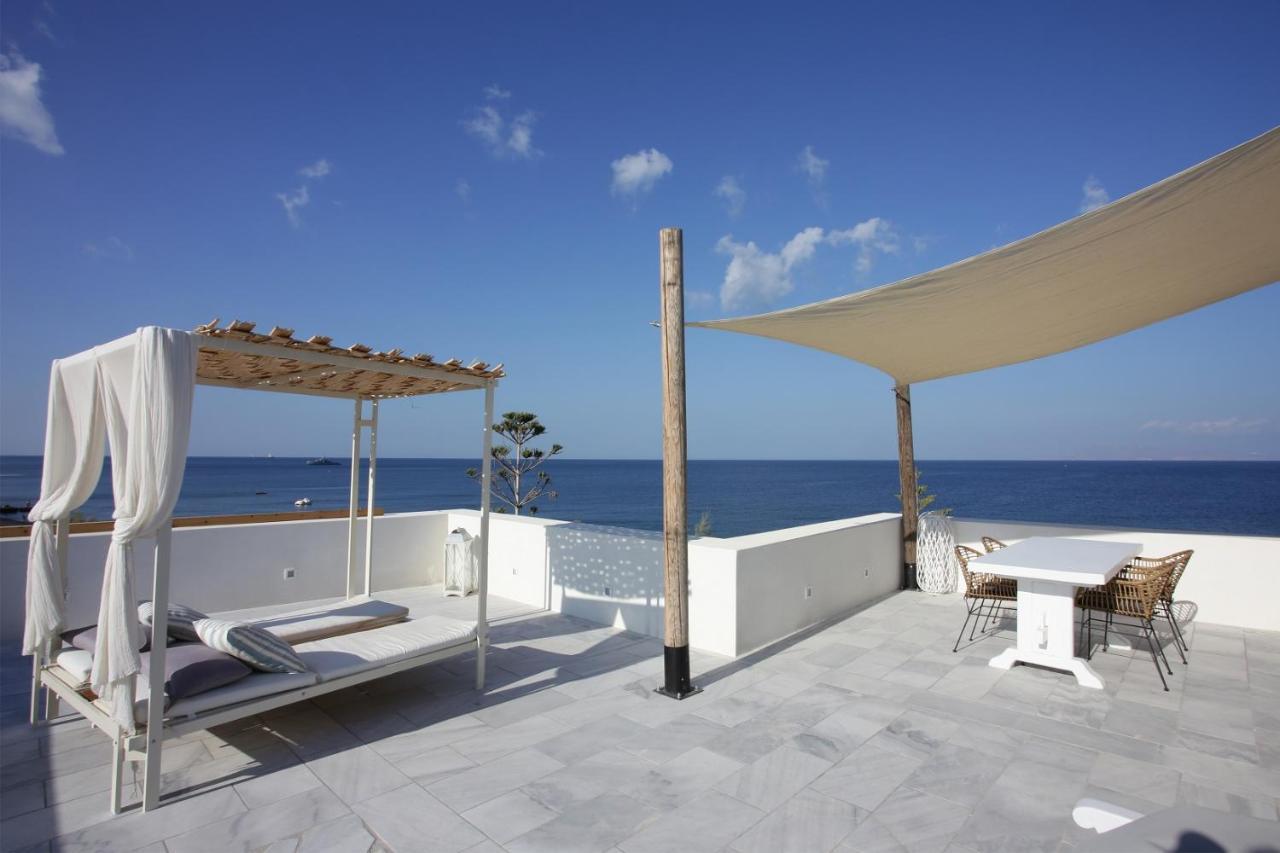 Sigalas Beach Hotel Kamári Zewnętrze zdjęcie
