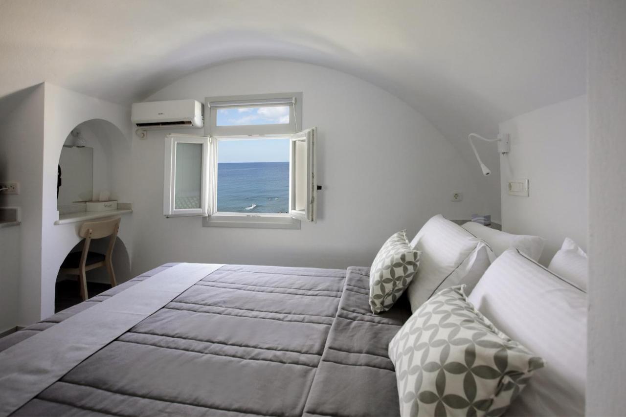 Sigalas Beach Hotel Kamári Zewnętrze zdjęcie