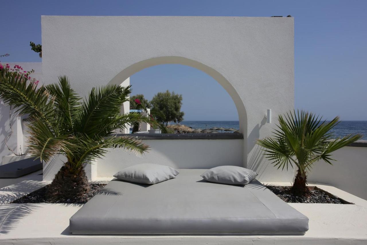 Sigalas Beach Hotel Kamári Zewnętrze zdjęcie